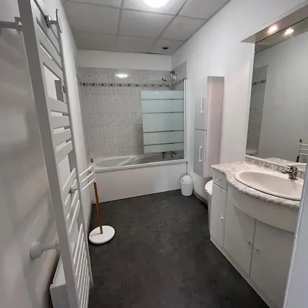 Des Travailleurs Et Estivants Holiday home *