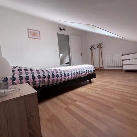 Des Travailleurs Et Estivants * Grand-Fort-Philippe